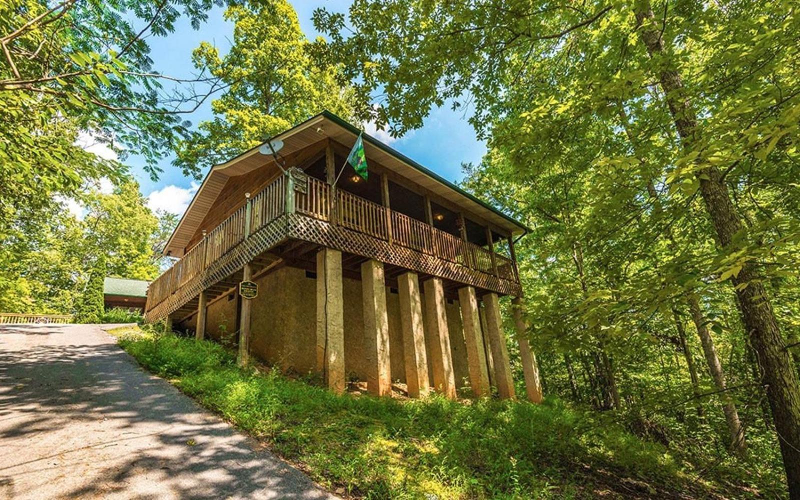 Honey Bear Heaven Chalet Gatlinburg